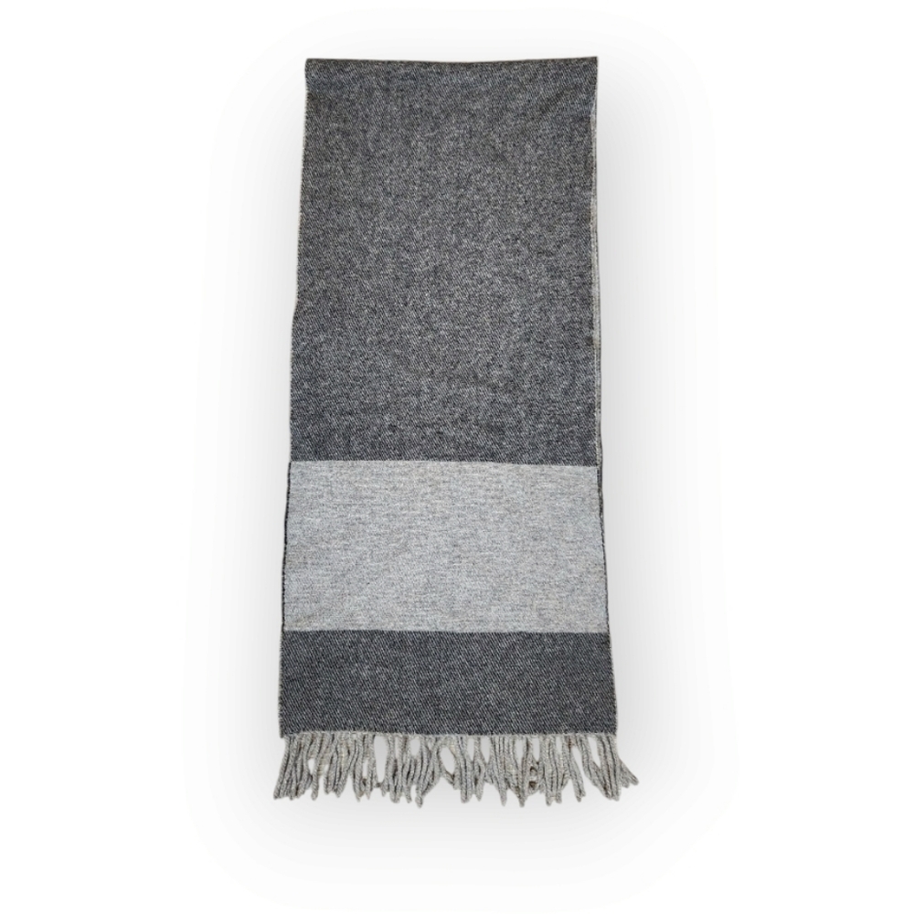 Italian Woollen Treasures Gray Lambswool Scarf with Fringe
